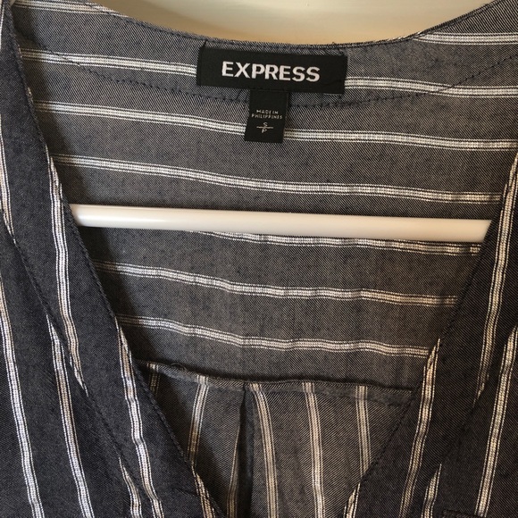 Express Top - Picture 2 of 3